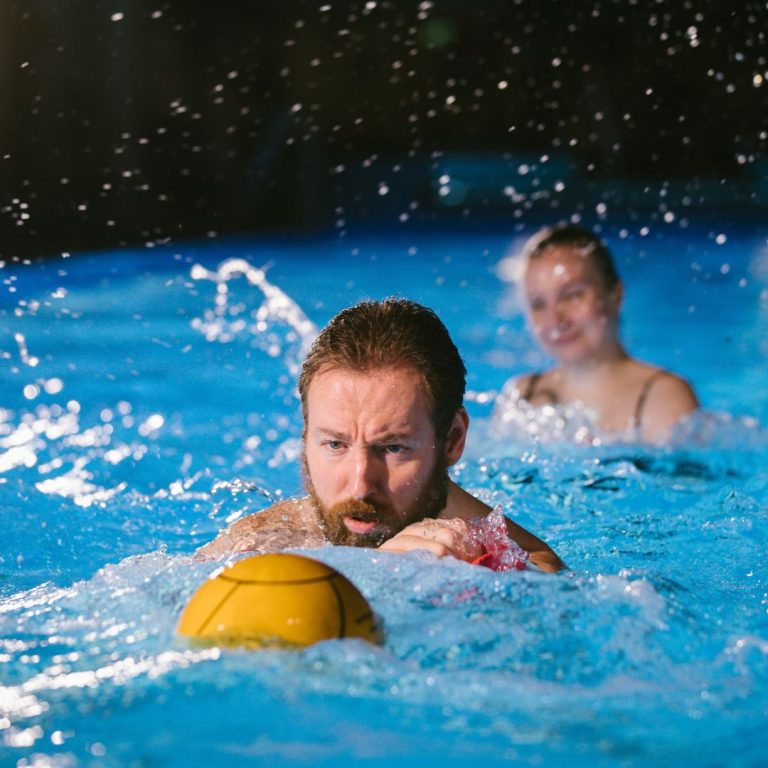 Pool boxing